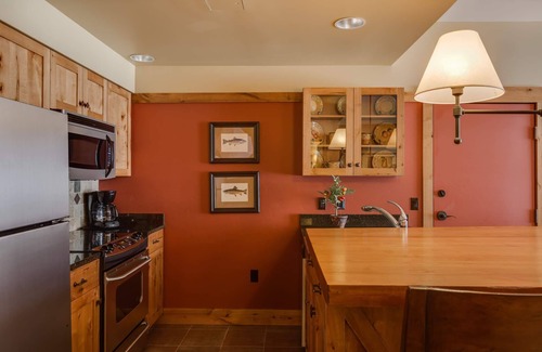 Victor Cabin | Fully appointed suite within Teton Springs Lodge includes Resort Amenities
