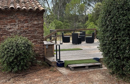 Le Vieux Cannet Cottage | Fully equipped and air-conditioned cottage on private property