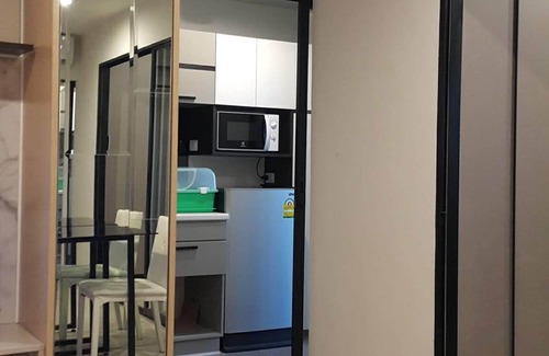 Bang Na Condo | Fully equipped*Easy commute airport & downtown
