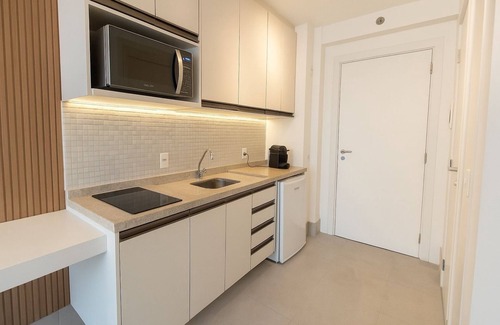 Vila Nair Apartment | Fully equipped studio WiFi, AC Sao Paulo metro Sacoma Paulista Congonhas Airport