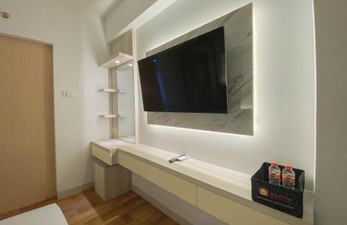 Jatingaleh Apartment | Fully Furnished 1BR The Alton Apartment By Travelio