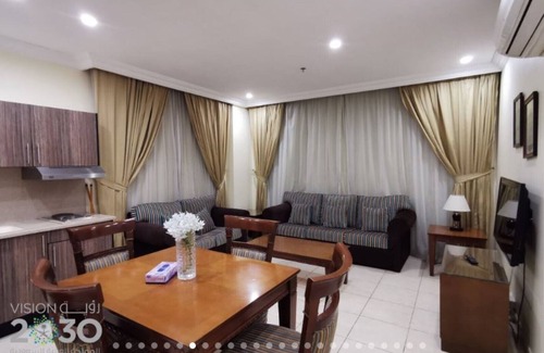 Jeddah Apartment | Fully Furnished 3 Rooms Serviced Apartment FOR RENT Sari St / UNIT 13