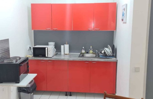 Les Abymes Apartment | Fully furnished, air-conditioned apartment (5 min from airport)
