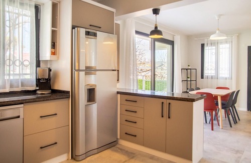 Ozbek Koyu Villa | Fully Furnished and Stylish Villa in Izmir