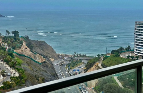 San Antonio Apartment | Fully Furnished Apartment in front of the Sea in Miraflores Lima Peru