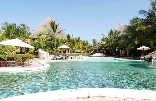 Malindi Apartment | FULLY FURNISHED APARTMENTS WITH DIRECT BEACH ACCESS TO LET IN MALINDI, KENYA.