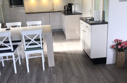 Wolphaartsdijk House | Fully furnished detached holiday home within walking distance of Lake Veere