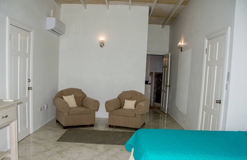 Savannes Apartment | Fully furnished/modern apartments with ocean view, 5 mins from the beach