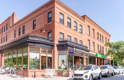 Williamstown Apartment | Fully furnished one-bedroom apartment located just steps from Williams College.