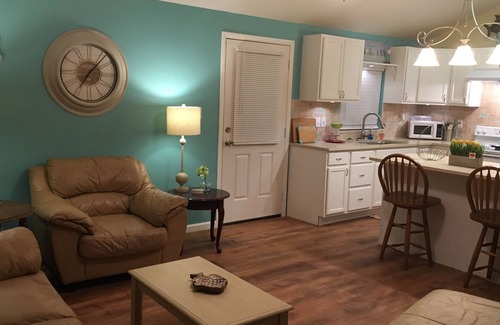 Ferris House | Fully furnished spacious cabin in rural neighborhood.
