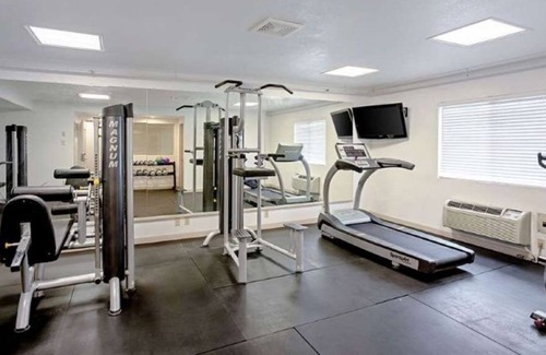 Clinton Apartment | Fully Furnished Studio Available in Clinton, IA