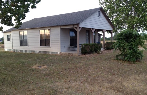 Delight House | Fully Furnished Two Bedroom Farm House, "The Little House" Has Everything !