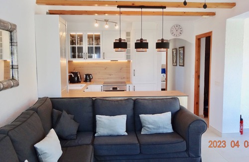 Pedreguer Villa | Fully modernised Villa, private pool, quiet area, A/C, new kitchen, fast wifi.