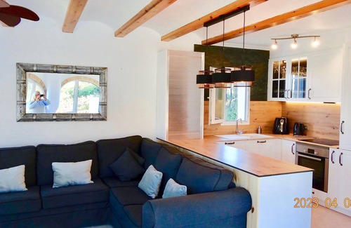 Pedreguer Villa | Fully modernised Villa, private pool, quiet area, A/C, new kitchen, fast wifi.
