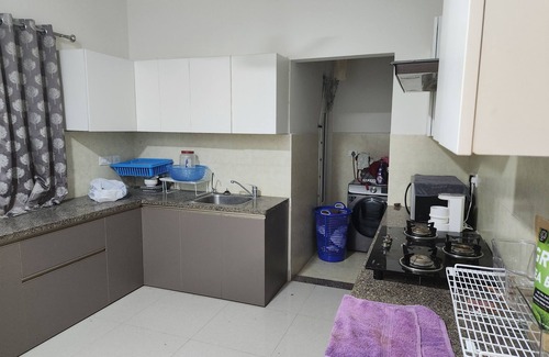Kelambakkam Apartment | Fully professionally furnished 1200 sqft, 1 bed, 1 bathnback- IT SIPCOT/OMR area