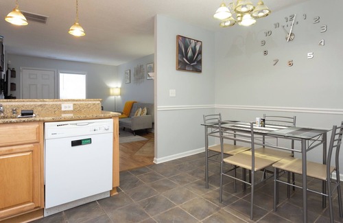 Carrboro House | Fully Renovated 2 bdrm/2.5ba near UNC & Weaver St!