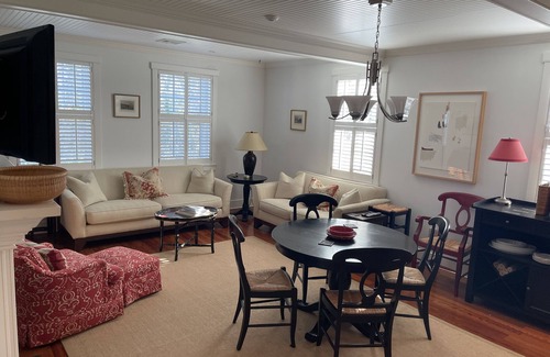 Nantucket Town Condo | Fully renovated 2br condo in town, walk to main st!