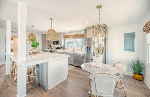 Edisto Island House | Fully renovated BEACHFRONT home - with sprawling views of the Atlantic Ocean!