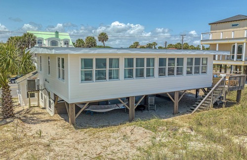Edisto Island House | Fully renovated BEACHFRONT home - with sprawling views of the Atlantic Ocean!