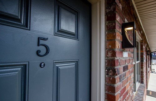 North Upper Street Apartment | Fully Renovated Studio Downtown lexington KY