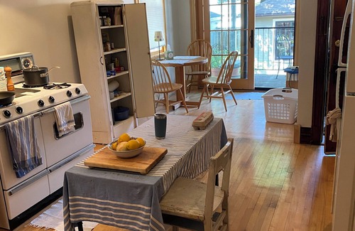 St. Ben's Apartment | Fully restored 1900's 2-Flat on Chicago’s family friendly quiet North Side.