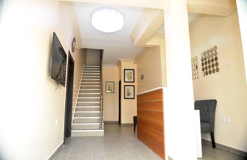 Lekki Phase 1 Condo | Fully Serviced & Furnished 1 Bedroom Apart., Lekki