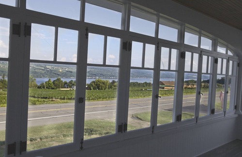 Dundee House | Fully updated home on Seneca Lake Wine Trail