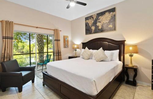 Bahama Bay House | Fully upgraded 3BR condo on ground floor