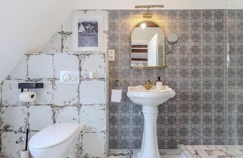 Revfulop Hotel | Fulop Panzio-Goldenrod Room, Révfülöp, Hungary