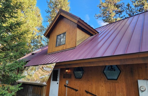 Garden Valley Cabin | Fun Cabin at Terrace Lakes - Sleeps 18 - Hot Springs Pool available
