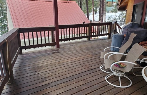 Garden Valley Cabin | Fun Cabin at Terrace Lakes - Sleeps 18 - Hot Springs Pool available