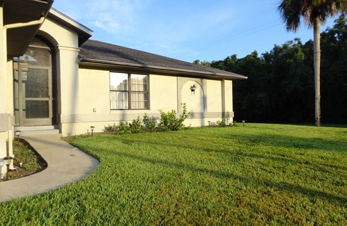 Indian Waters House | Fun for all Hu-manatee!
