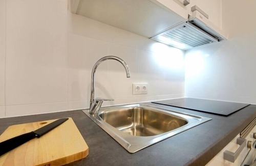 Collblanc y La Torrassa Apartment | Functional apartment near Barcelona