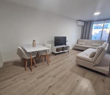 Tres Cruces Apartment | Funcional, céntrico y cómodo