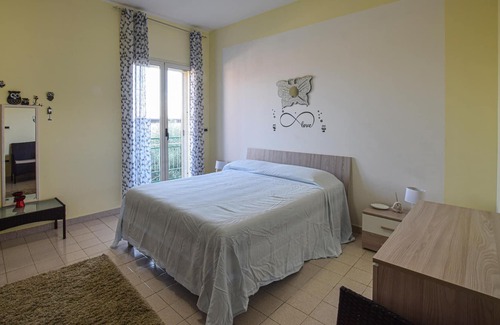 Marina di Sibari Apartment | Functional and spacious apartment with sea view.
