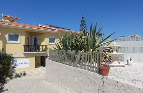 Vale Furado Apartment | functional, well-appointed and affordable accommodation for 4 people