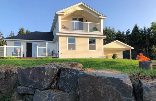 Kings County House | Fundy views from the Crow's Nest in Baxter's Harbour