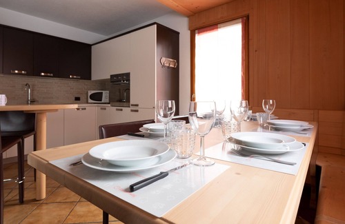 Bormio Apartment | Funivie 6A - Three Bedroom Apartment, Sleeps 6