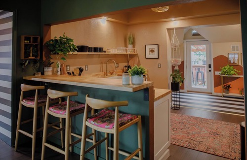 West Colfax House | Funky 4-bedroom house in Denver with Lightrail Access