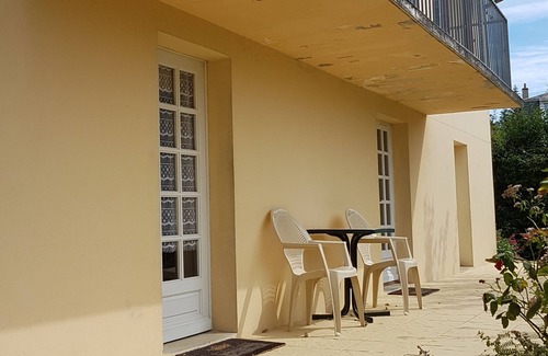 Bagnoles-de-l'Orne Apartment | Furnished apartment in individual house any comfort with raised garden