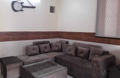 Pashim Vihar Apartment | Furnished Apt near Action Balaji Hospital Paschim Vihar