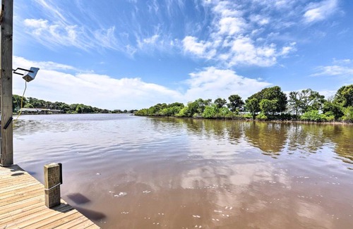 Cedar Lane House | Furnished Deck and Dock Renovated Sargent Cabin!