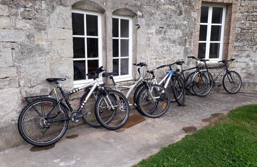 Sainte-Marie-du-Mont Cottage | Furnished farmhouse, 16th-century Norman manor house, (sleeps 2 to 7).