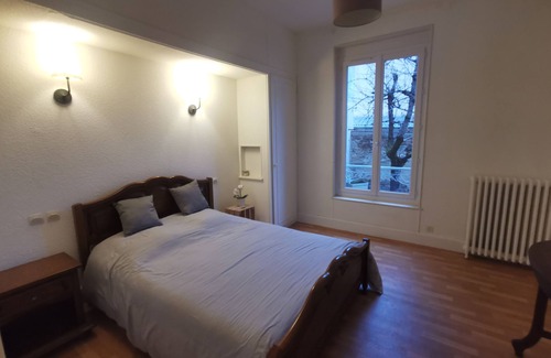 Quartier de France Apartment | Furnished rental in Vichy with private courtyard and parking space