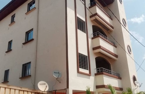 Yaounde Apartment | Furnished studio in yaounde with unlimited internet hot water connected tv cambre
