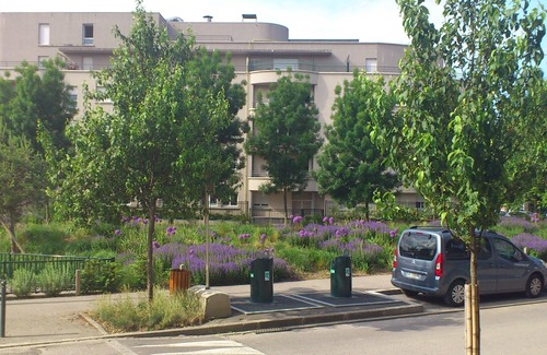Annecy Apartment | Furnished studio, near beach and town center, WIFI