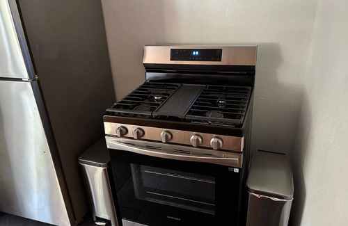 Ukiah Apartment | Furnished Studio with washer and dryer, and pool!