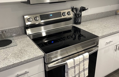 Westerville Apartment | Furnished SUITES in Dublin!!!!! Yes, D-U-B-L-I-N! We are HQ in Westerville!!!!