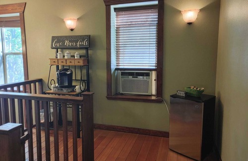 Kendrick House | Furry Tale Inn on Main Street in Kendrick, Idaho