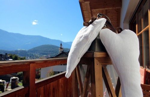 Brunico Apartment | FW "kronblick" bei Im Winkl - Charmante Kleinwohnung